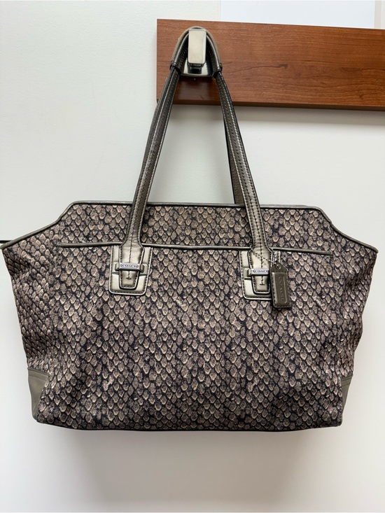 Coach Handbags - Coach CARRYALL Taylor Snake print tote handbag gunmetal Light Weight $398